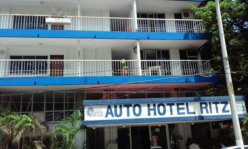 Auto Hotel Ritz Acapulco Esterno foto